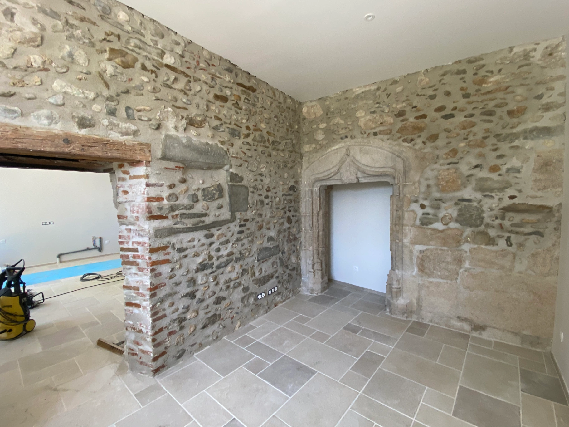 Rejointoiement d’une maison en pierres